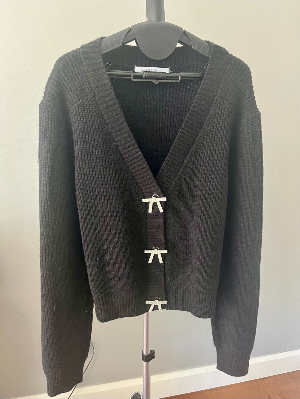 Knit Cardigan Sweater | Rhinestone Bow Closures | Size Large